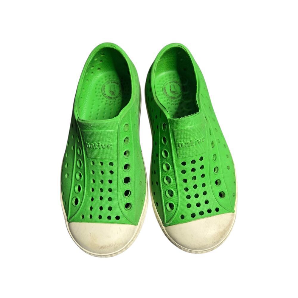 Native Green Jefferson Slip-On Shoes Size: 9‎